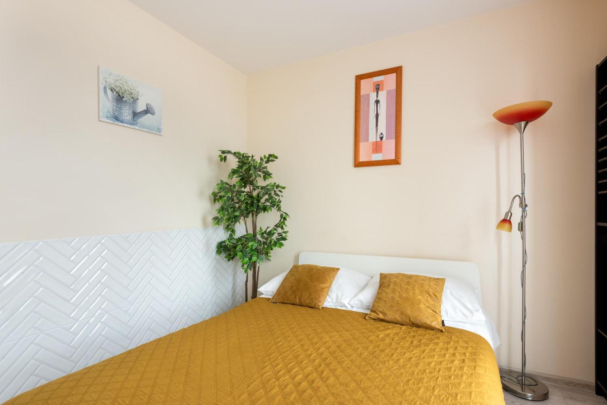 Cozy Modern Apartment Astoria Magic Orange Old Town Cracovia Exterior foto